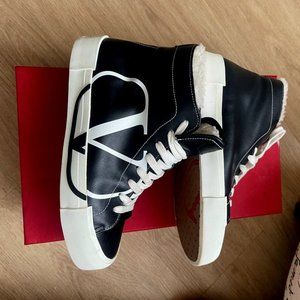 AUTHENTIC SNEAKERS VALENTINO HIGH TOP LEATHER- WOMEN'S SIZE 37 BLACK/WHITE